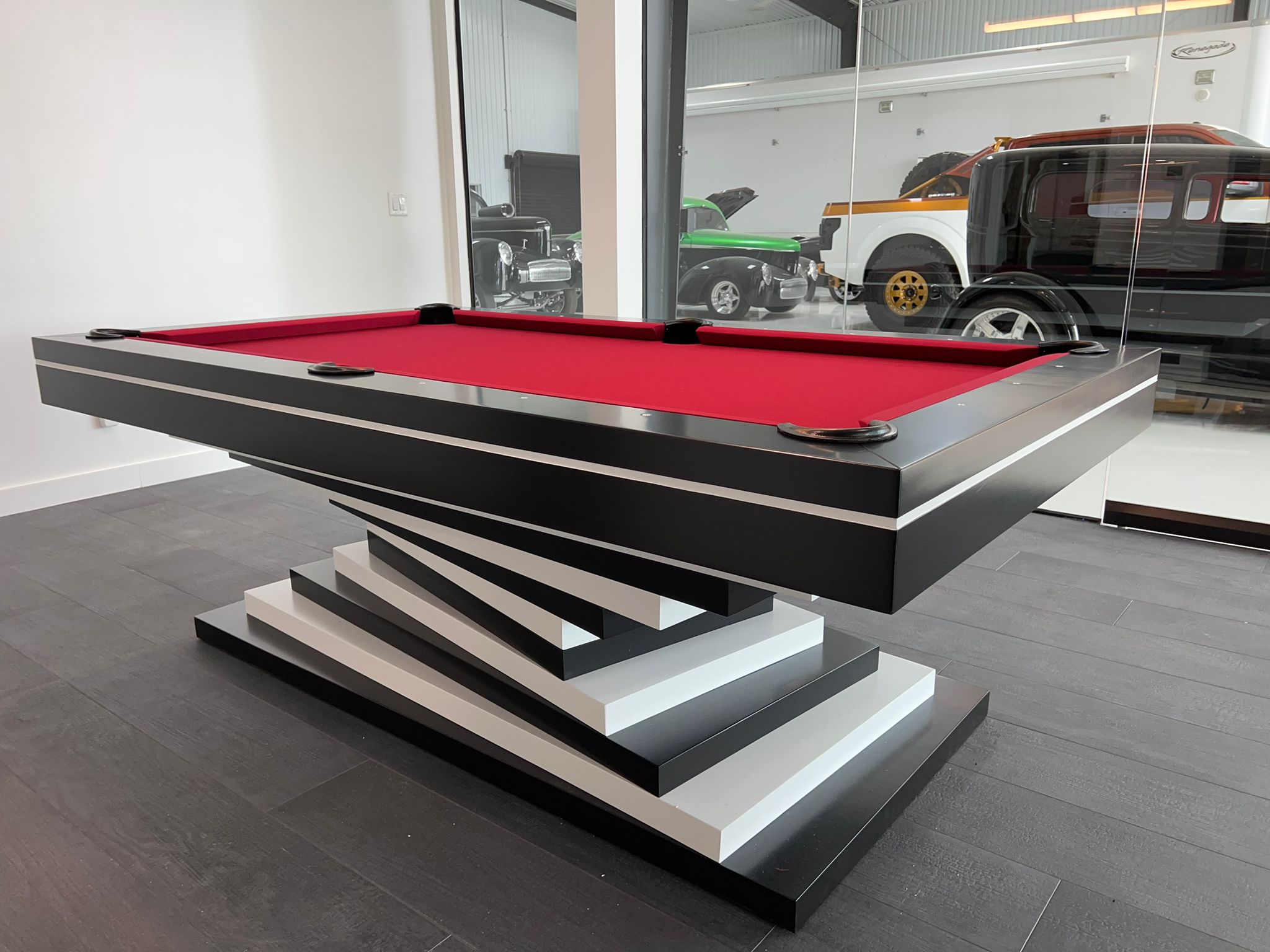 White Billiards Neavio Billiards Table