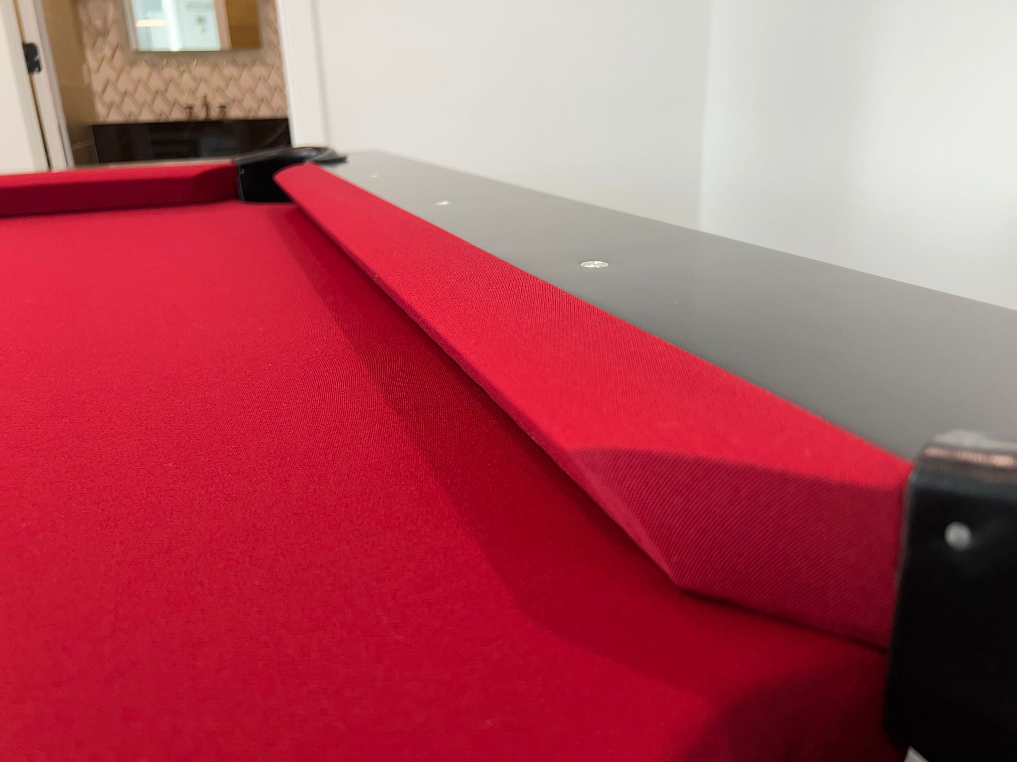 White Billiards Neavio Billiards Table